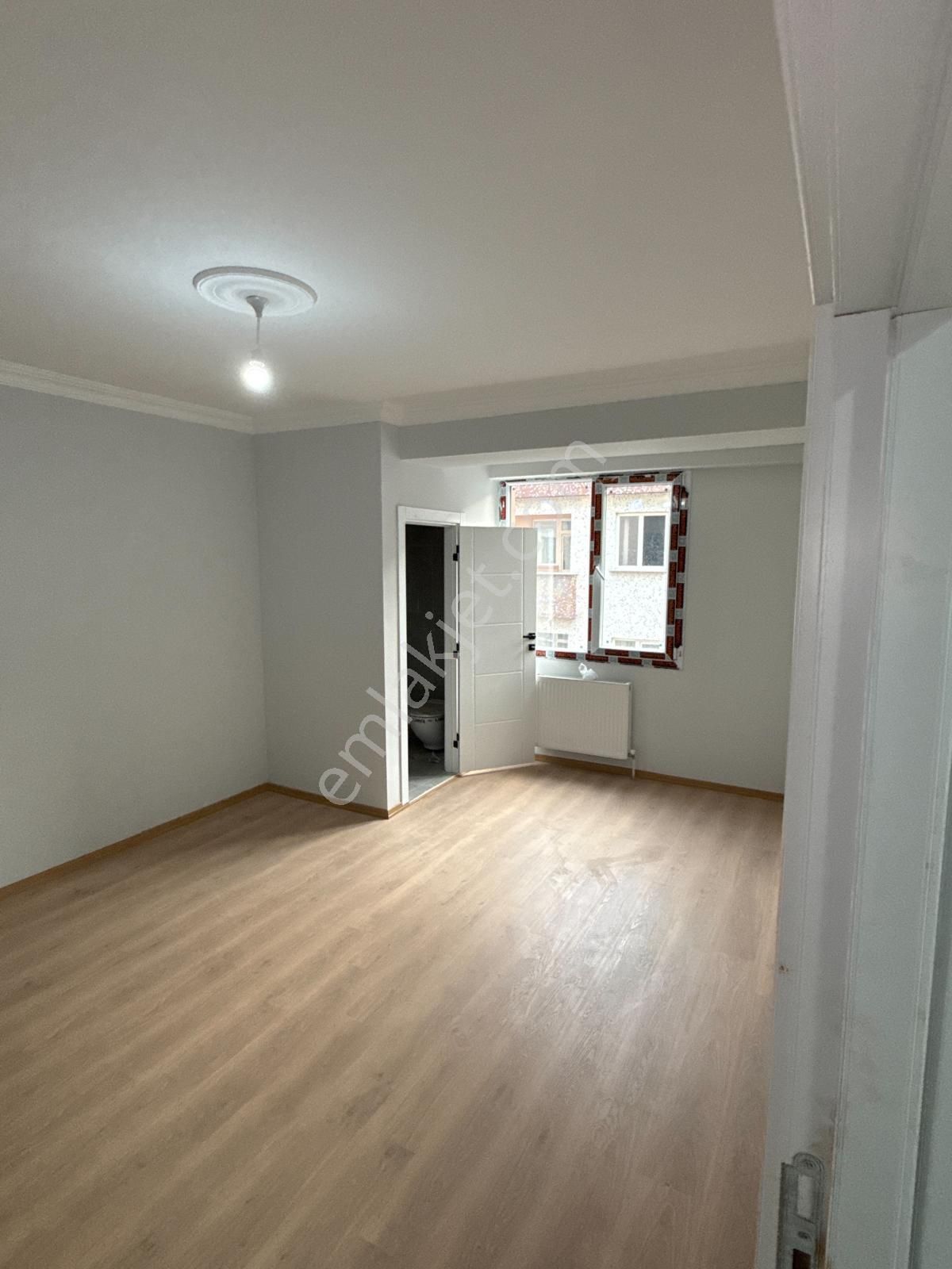 Bahçelievler Zafer Mah. Kiralık 3+1 Daire 115m² Otoparklı - Görsel 9