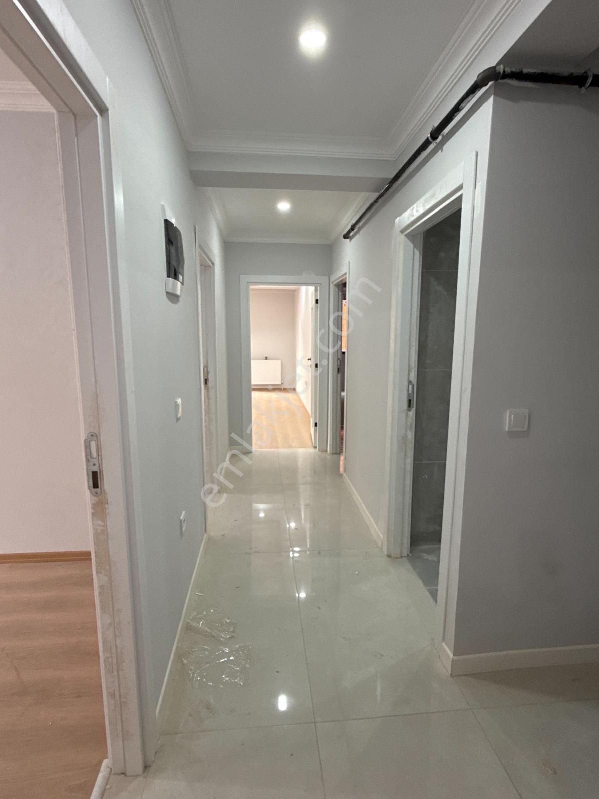 Bahçelievler Zafer Mah. Kiralık 3+1 Daire 115m² Otoparklı - Görsel 35