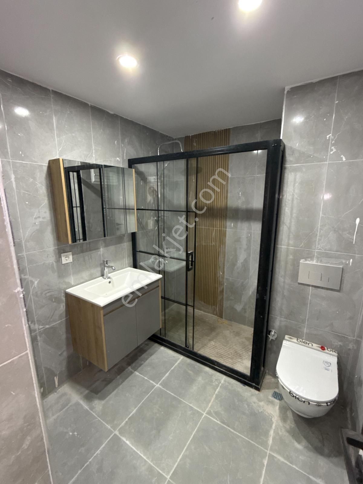 Bahçelievler Zafer Mah. Kiralık 3+1 Daire 115m² Otoparklı - Görsel 29