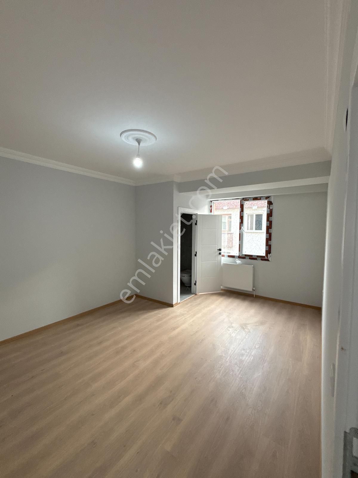 Bahçelievler Zafer Mah. Kiralık 3+1 Daire 115m² Otoparklı - Görsel 10