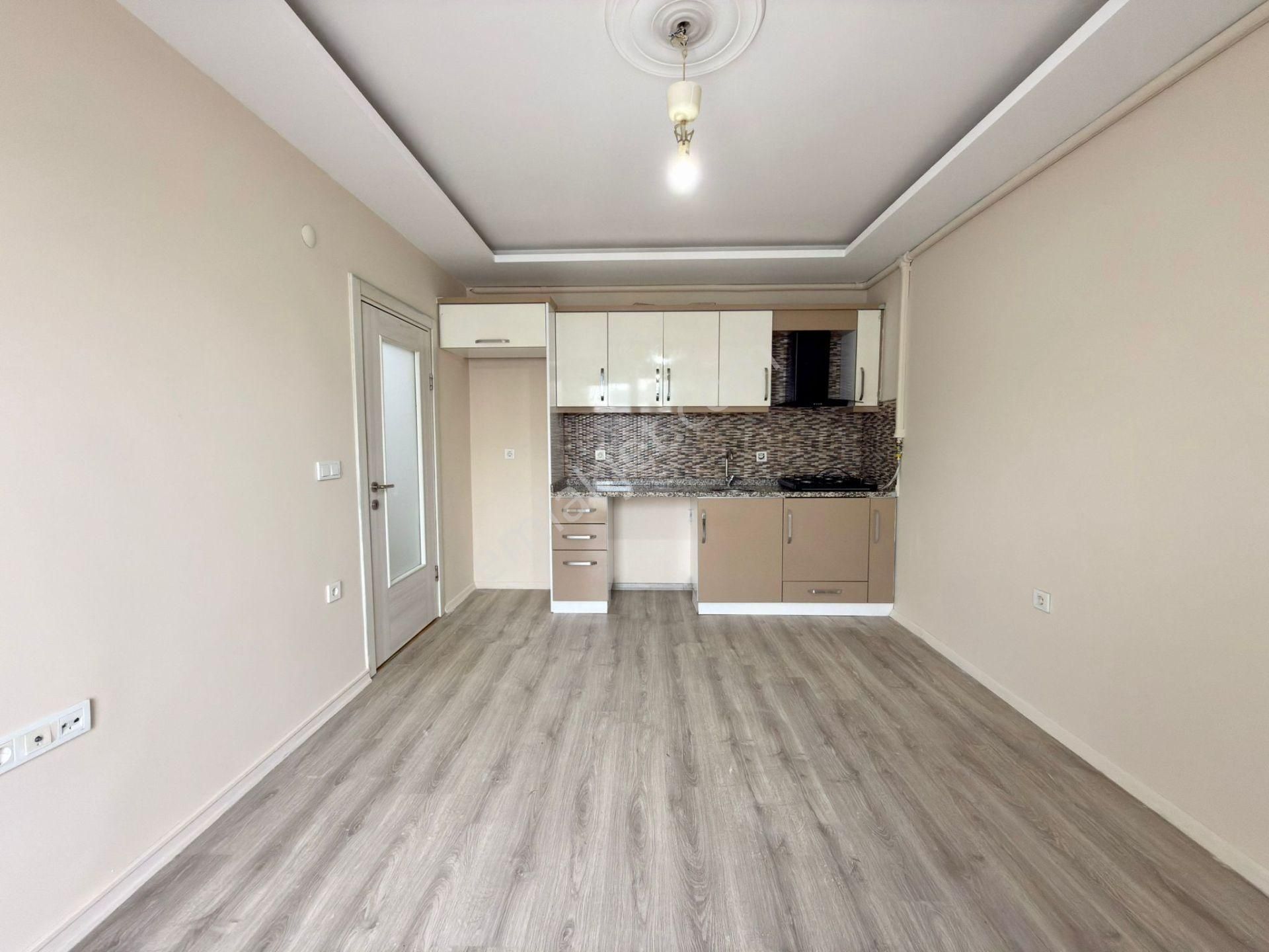 Yükselden Altınkumda Ön Cephe Doğalgazlı Satılık 1+1 Ferah Daire - Görsel 3