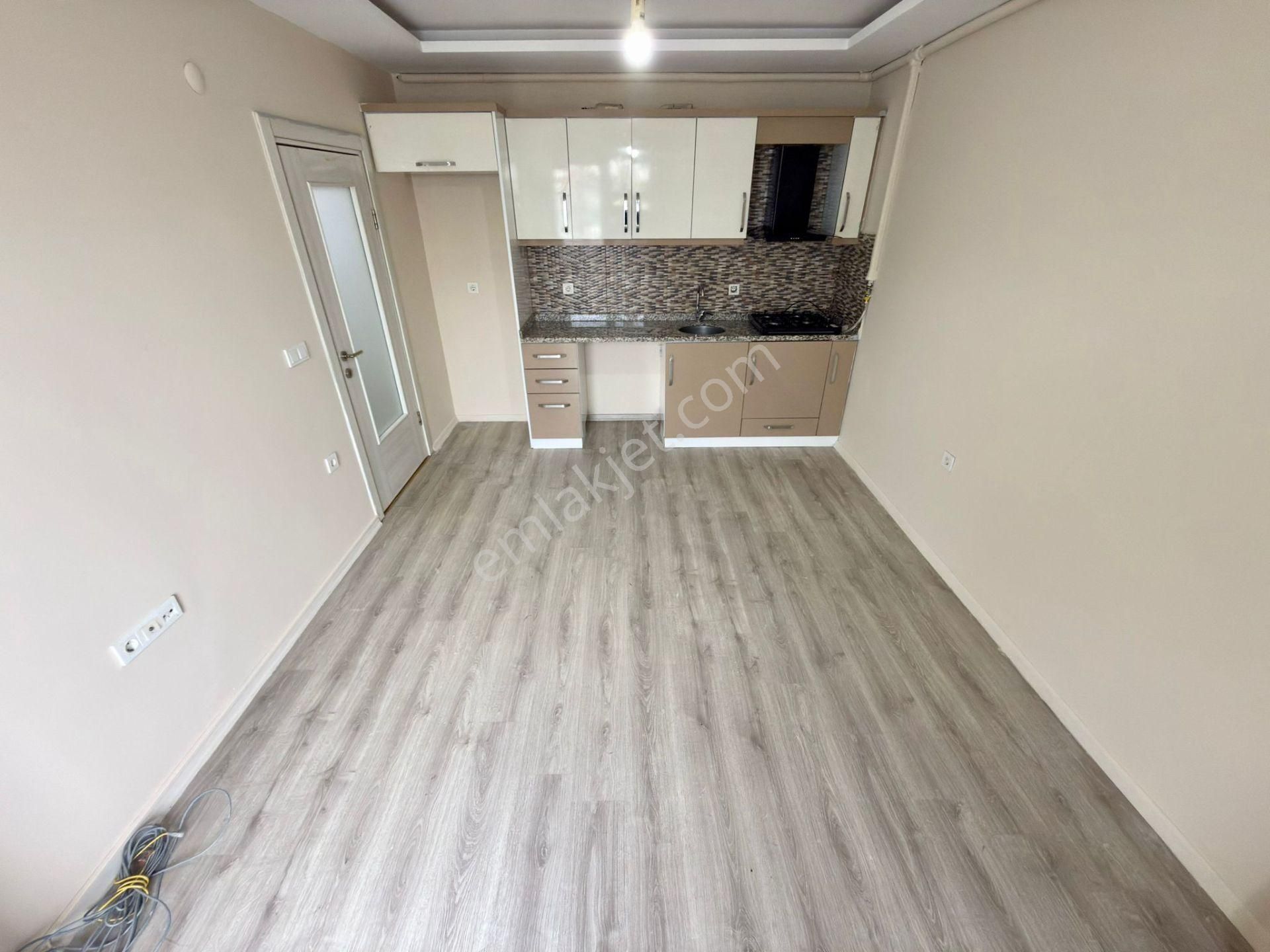 Yükselden Altınkumda Ön Cephe Doğalgazlı Satılık 1+1 Ferah Daire - Görsel 4