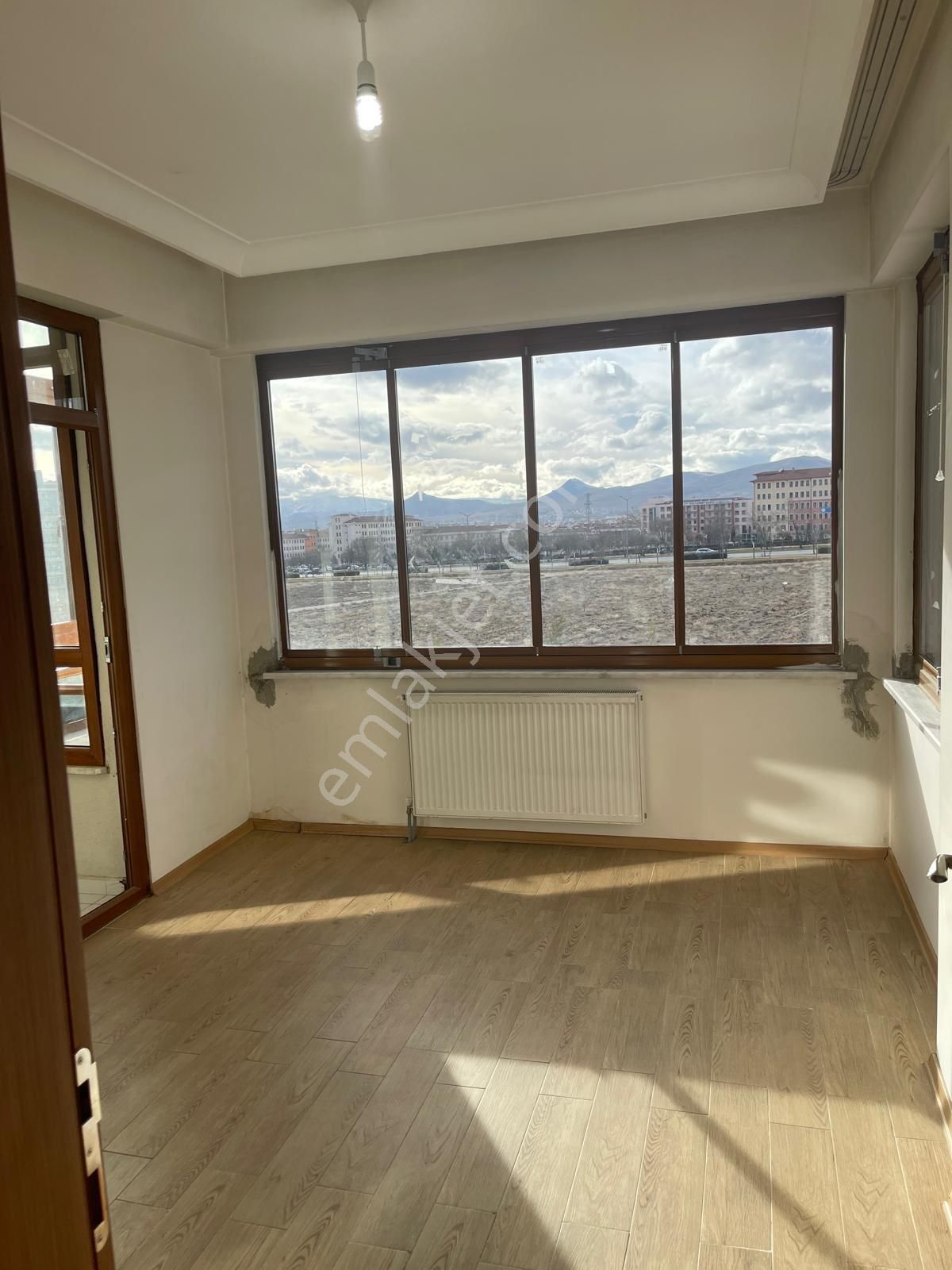 İstanbulyoluüstü/2+1amerikanmutfak/24saatgüvenliklisiteiçi - Görsel 13