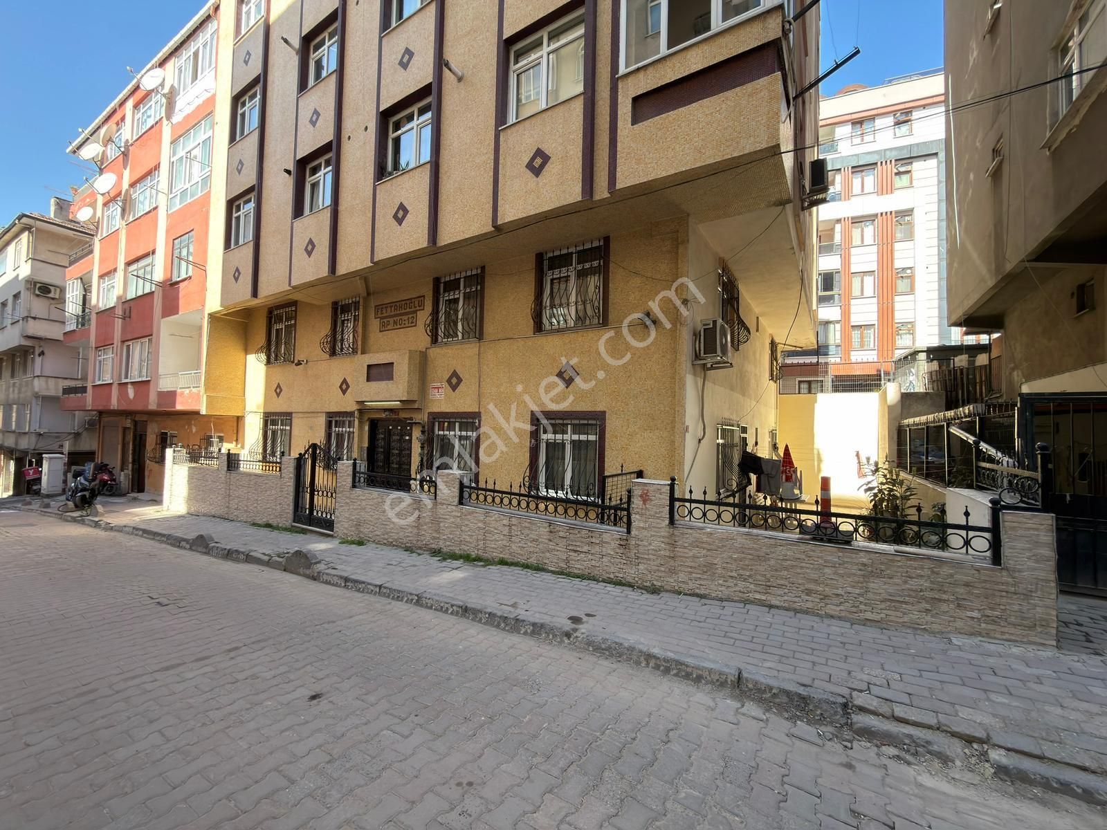 Yıldız Dan Şirinevlere Yakın Kredili Kullanışlı Fırsat 2+1 Y-giriş Daire