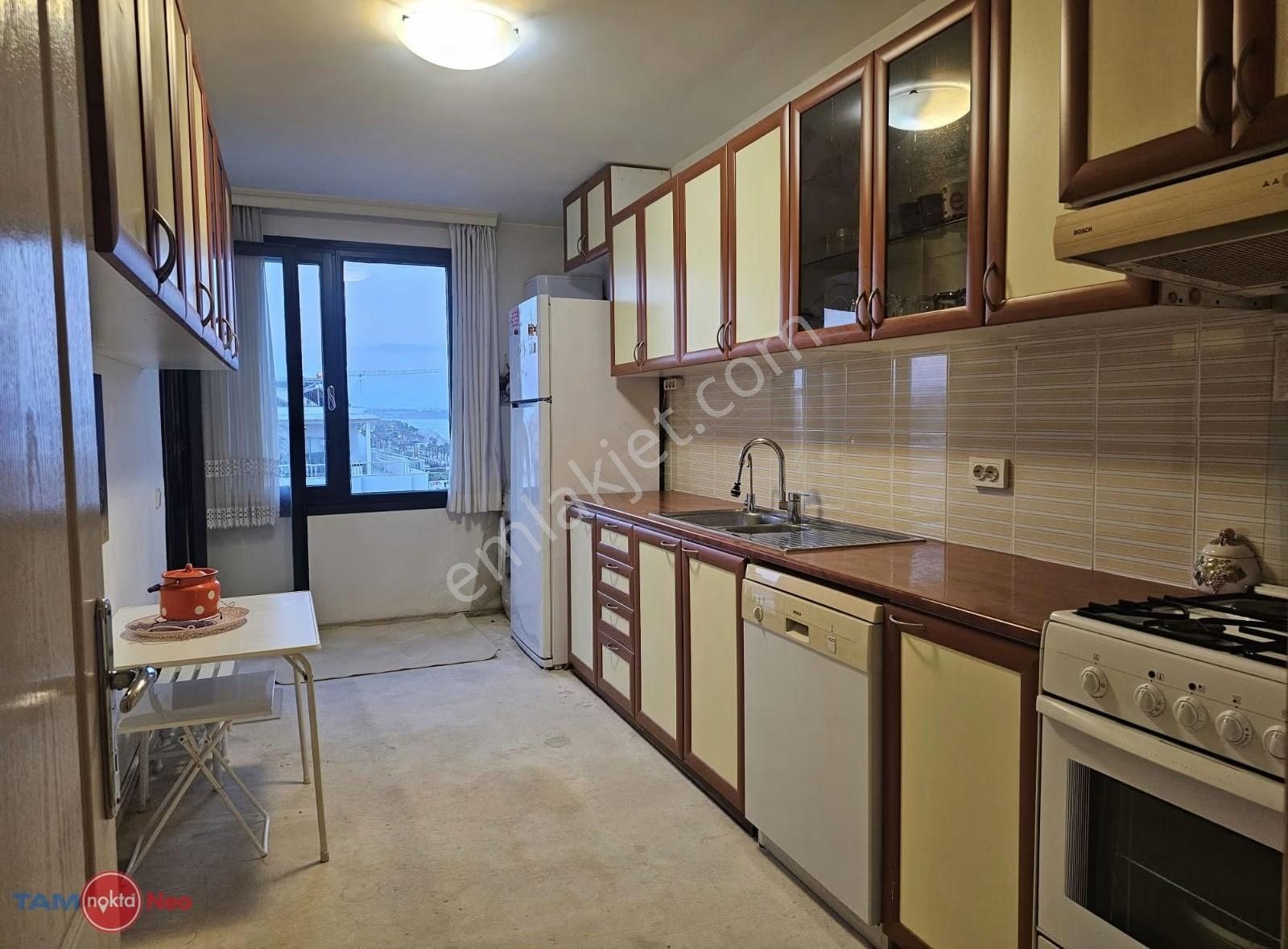 Konyaaltı Emsalsiz Lal Sitesinde Eşyalı Kiralık Daire - Görsel 8