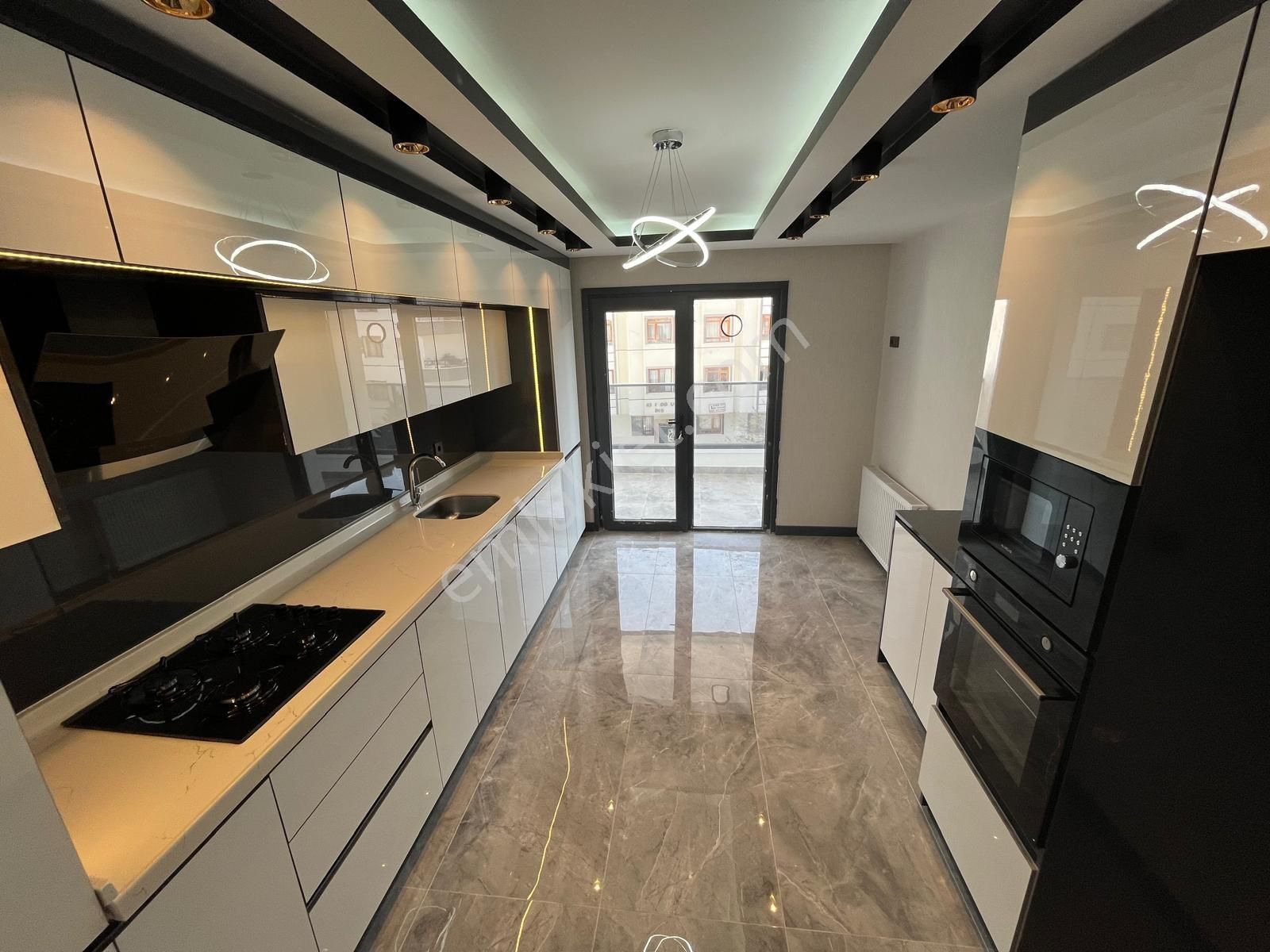 Hazer'den Muhteşem Yapıt Konforlu Binada Ebevyen Bnyo Sıfır 3+1 Daire