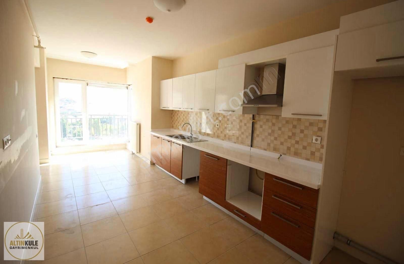 Güneypark 2 Sitesi 4+1 200m2 B Blok Ara Kat Kayak Merkezi