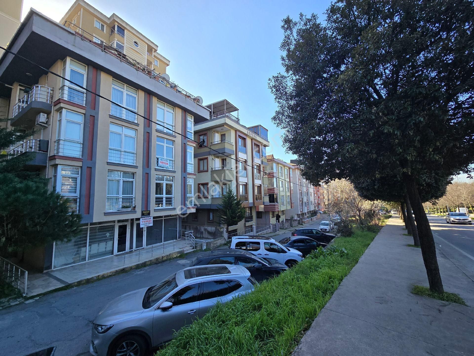 Ümraniye Armağanevler Mahallesi Akdeniz Caddesi Cepheli Satılık Daire - Görsel 2