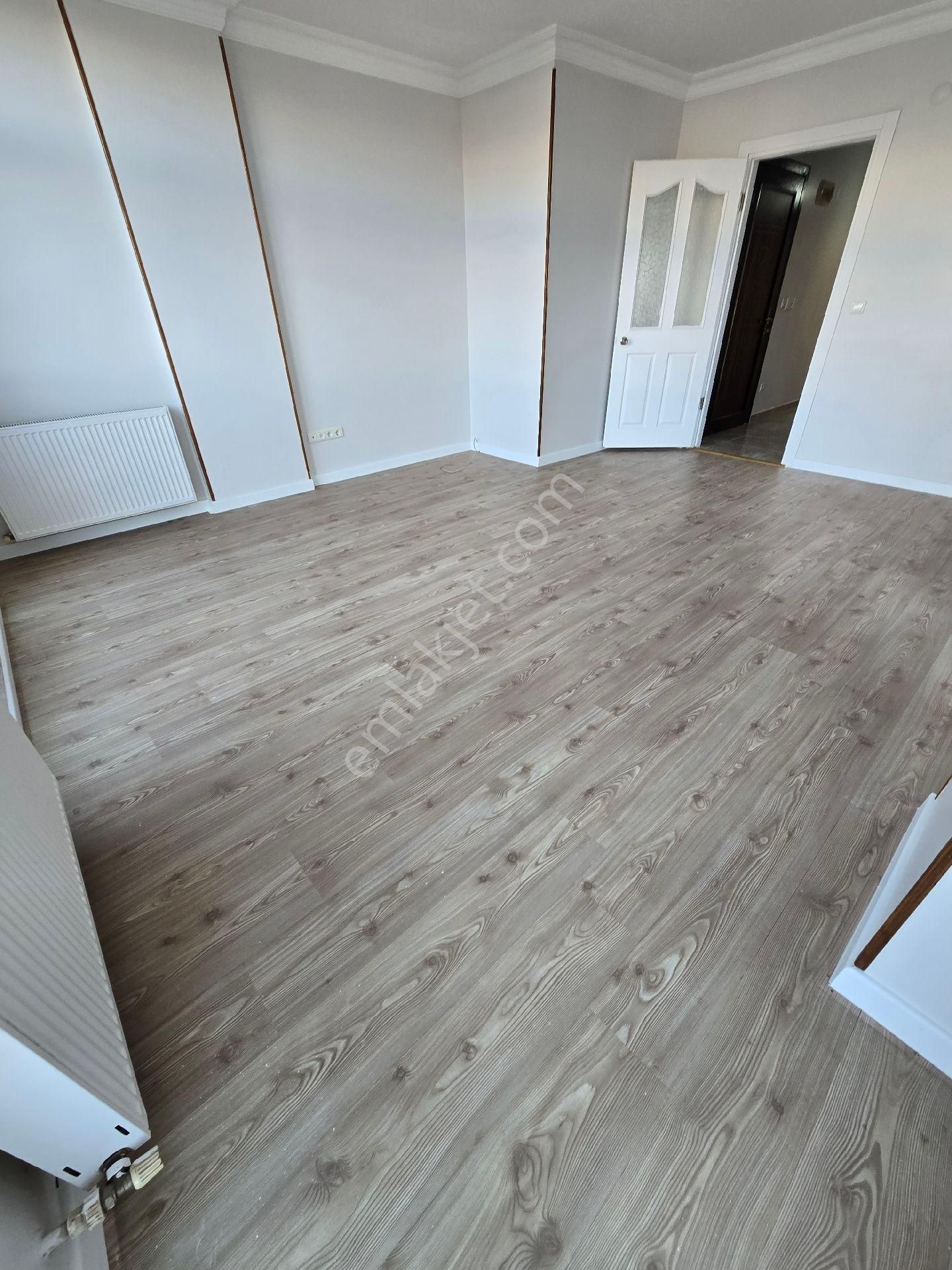 Ümraniye Armağanevler Mahallesi Akdeniz Caddesi Cepheli Satılık Daire - Görsel 14