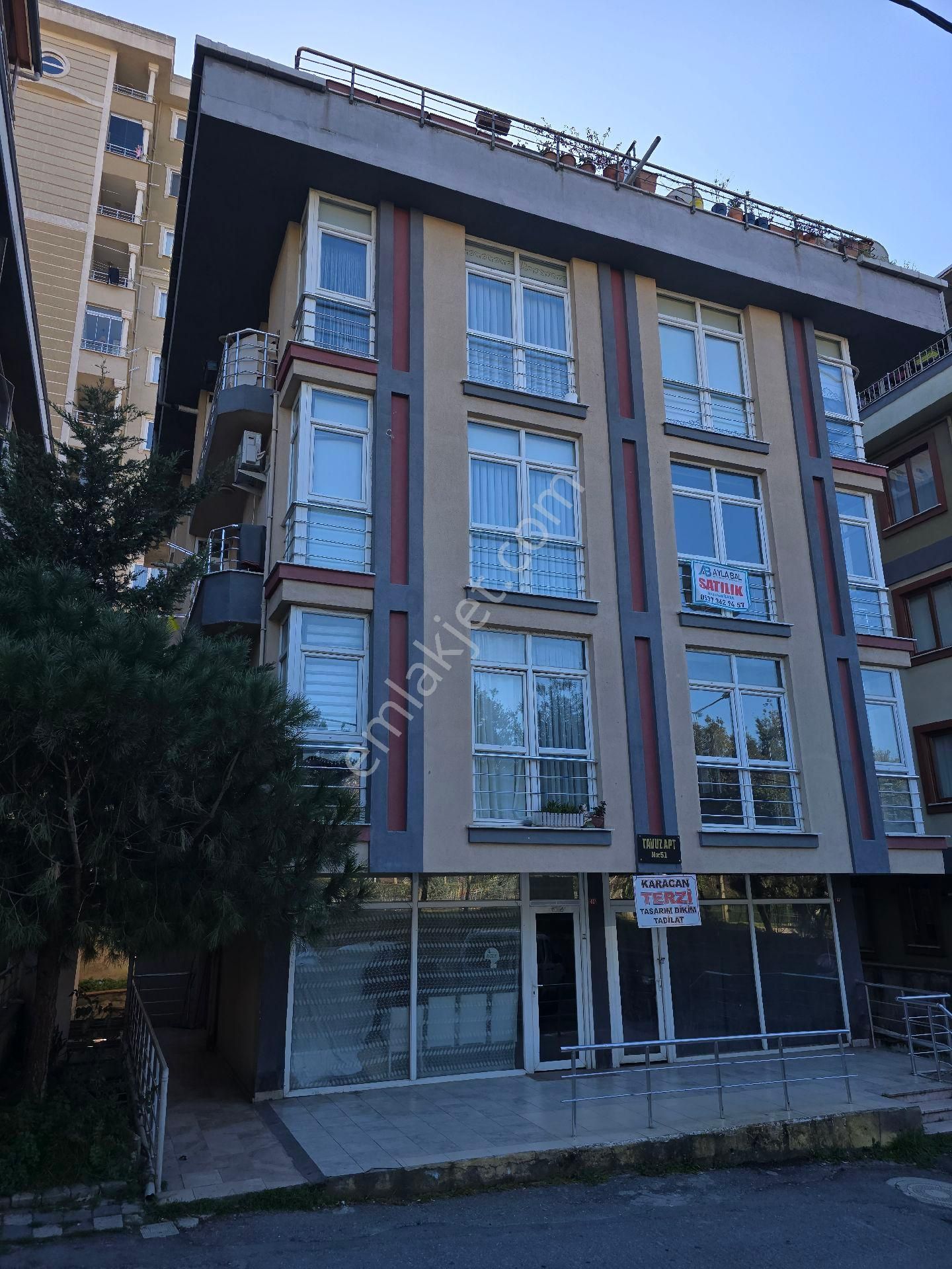 Ümraniye Armağanevler Mahallesi Akdeniz Caddesi Cepheli Satılık Daire - Görsel 3