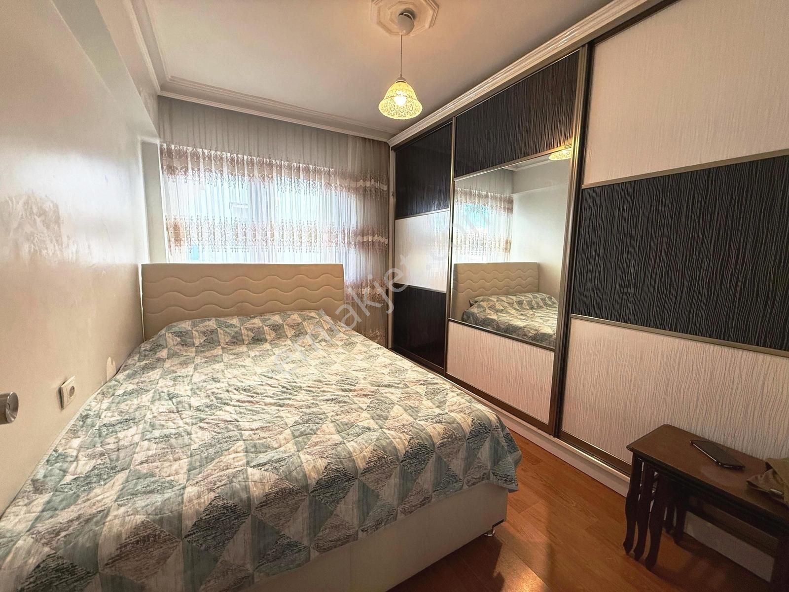 Kaçmaz Fırsat Merkezi Konumda Tek Tapu Çift Daire 6+2 Ön Cephe - Görsel 34