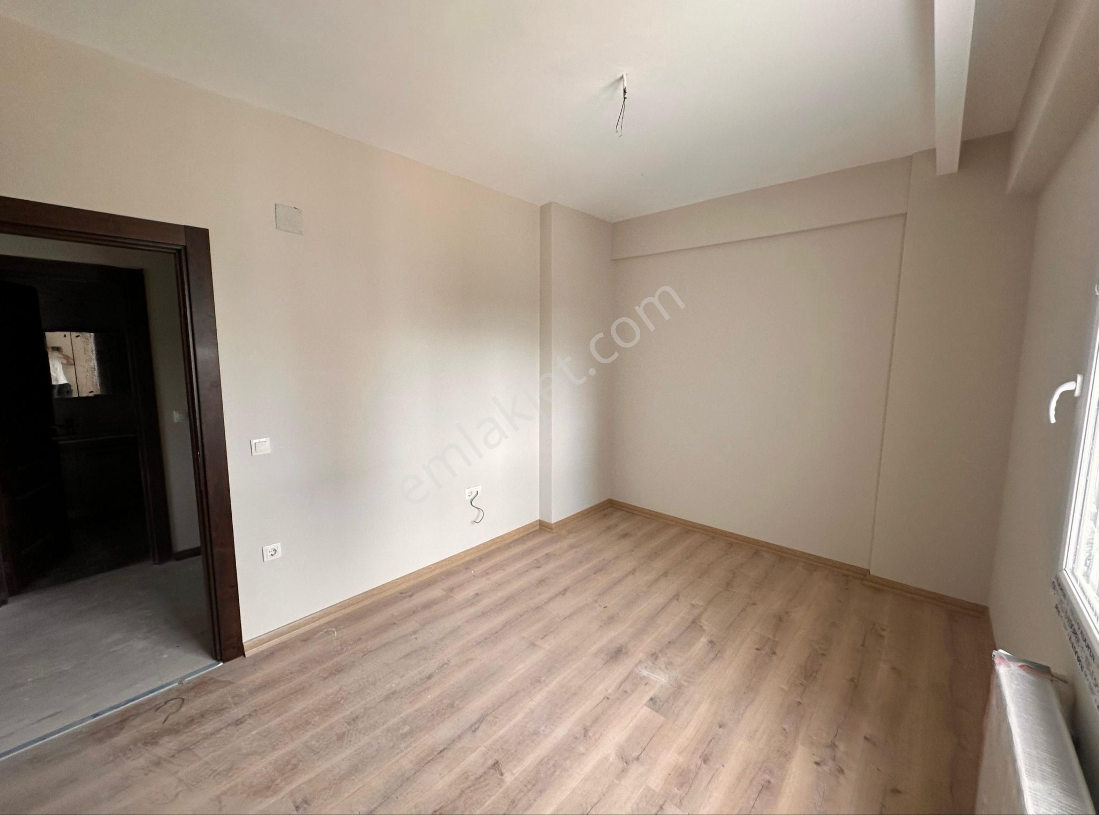 Kabasakal’da Sıfır, Havuzlu Site İçerisinde 3+1 Lüks Daire – Fırsatı Kaçırmayın! - Görsel 9