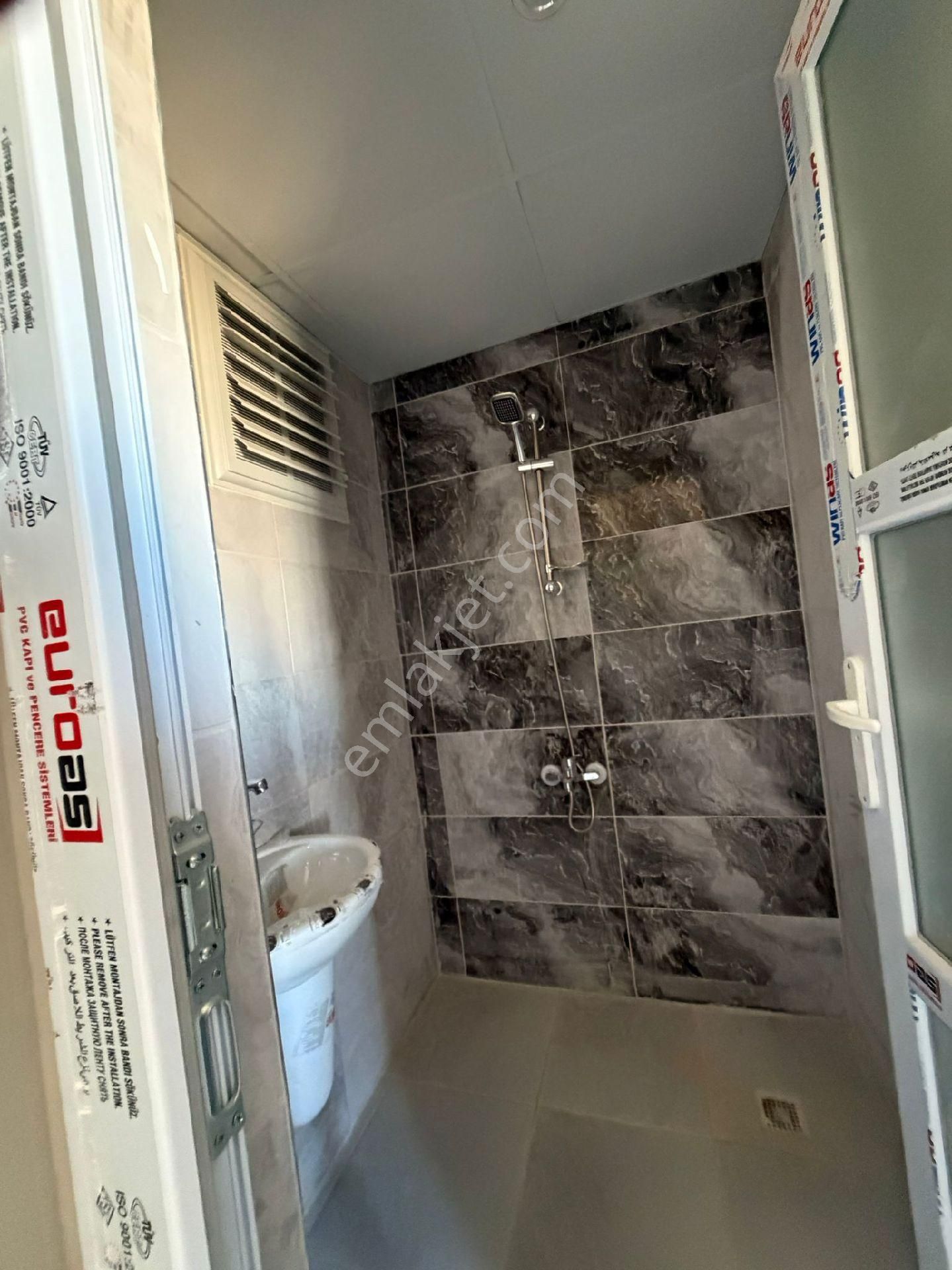 Osmangazi Mahallesinde Site İçerisinde 3+1 Kombili Kapalı Mutfak Satılık Daire - Görsel 25