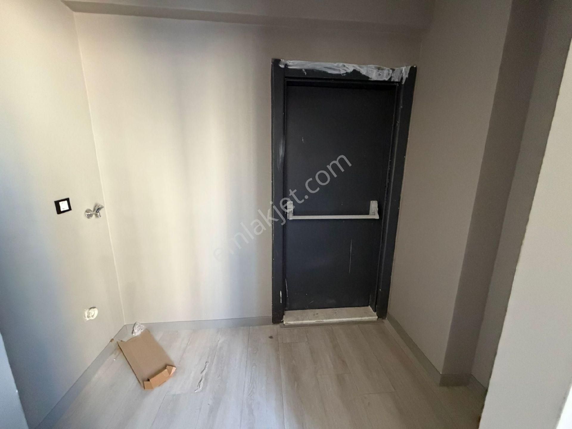Osmangazi Mahallesinde Site İçerisinde 3+1 Kombili Kapalı Mutfak Satılık Daire - Görsel 26