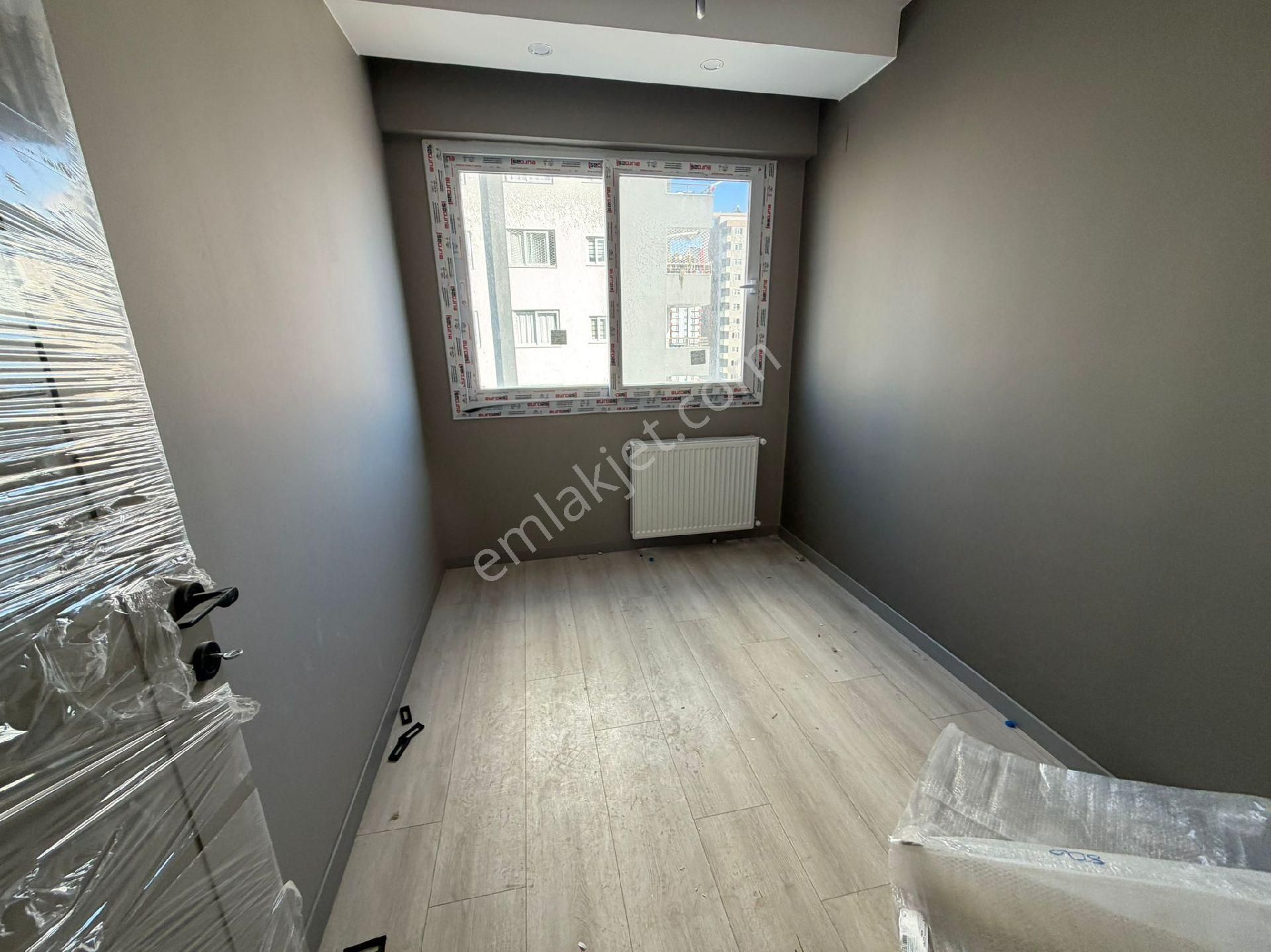 Osmangazi Mahallesinde Site İçerisinde 3+1 Kombili Kapalı Mutfak Satılık Daire - Görsel 18