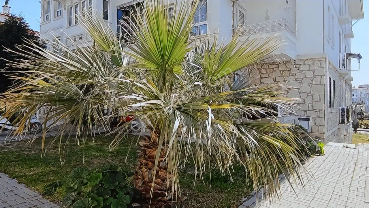İzmir Çeşme Reis Dere 2+1 Bahçe Katı Satılık Daire - Görsel 3