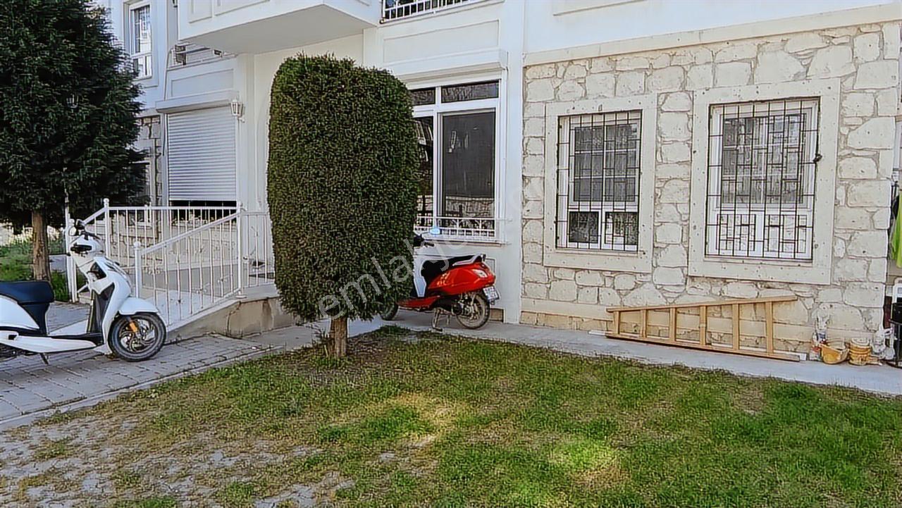 İzmir Çeşme Reis Dere 2+1 Bahçe Katı Satılık Daire