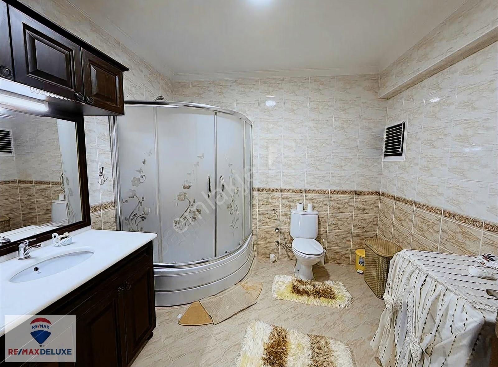 Tütünçiftlik Kuzey Mah. Satılık 3 Katlı Müstakil Bahçeli Ev - Görsel 31