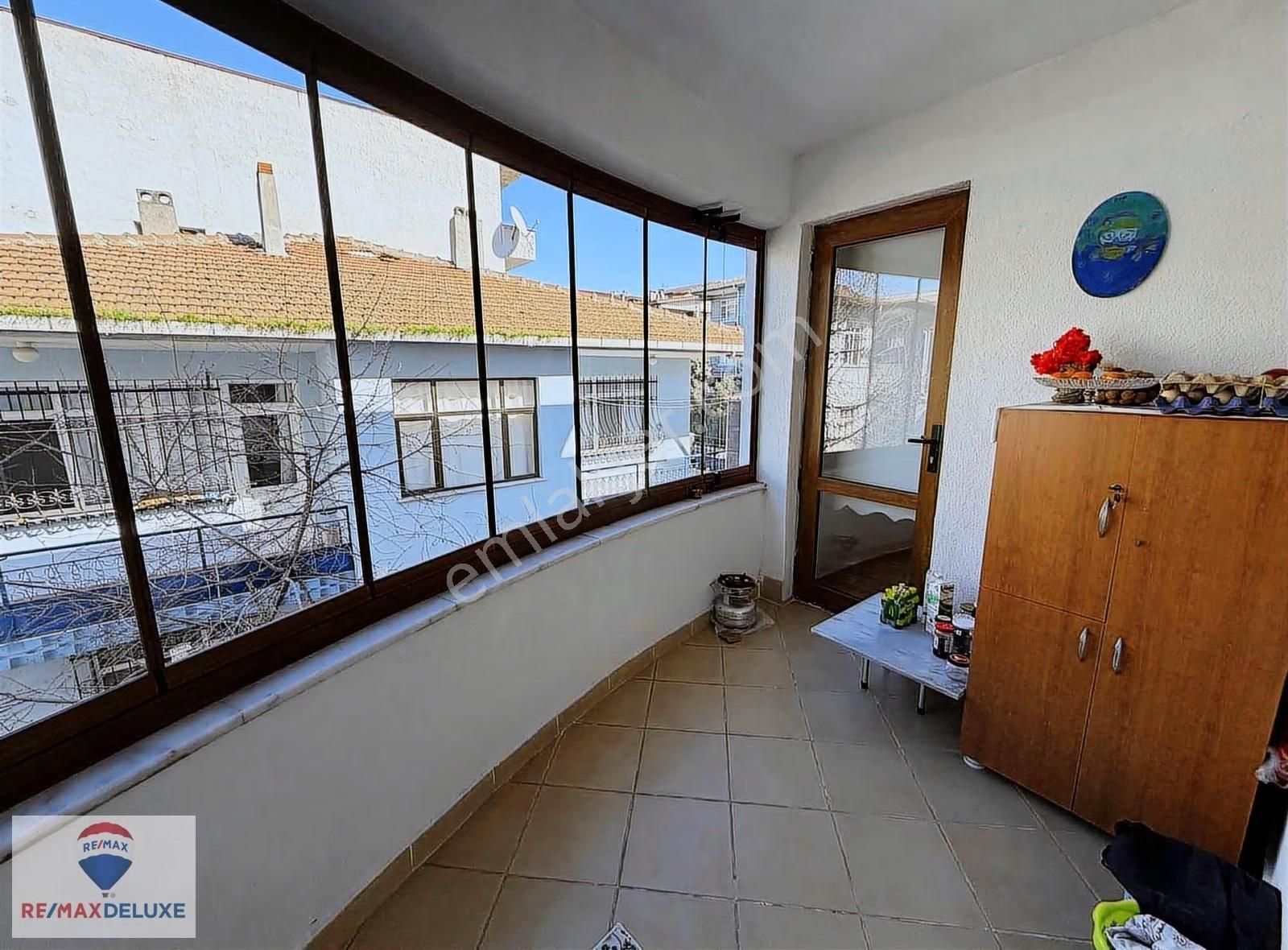 Tütünçiftlik Kuzey Mah. Satılık 3 Katlı Müstakil Bahçeli Ev - Görsel 12