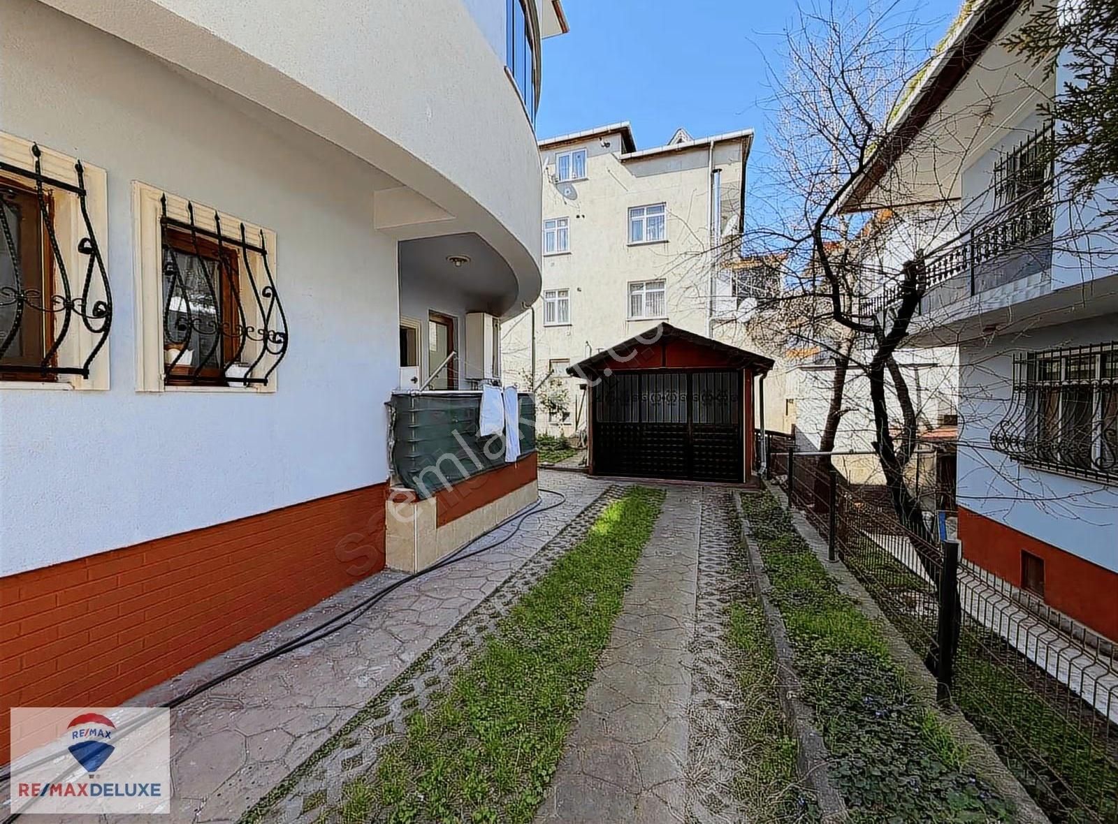 Tütünçiftlik Kuzey Mah. Satılık 3 Katlı Müstakil Bahçeli Ev - Görsel 10