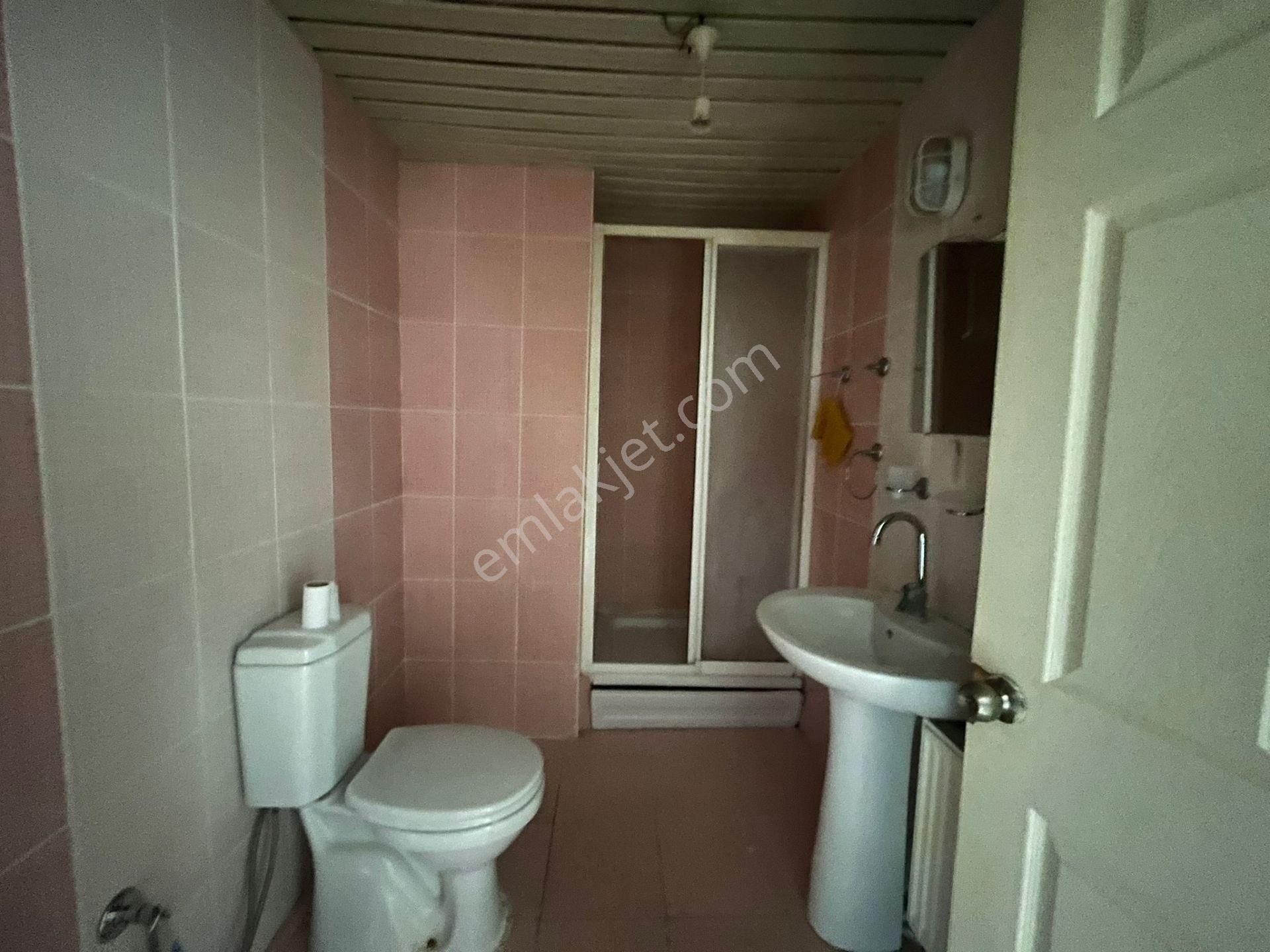 Remax Den Tekirdağ Ergene Marmara Sitesi'nde 1+1 Kiralık Daire - Görsel 11