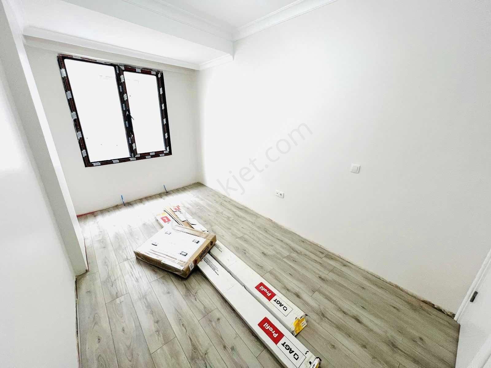 İmren Gayrimenkulden Satılık 2+1 85 M2 Ön Cephe Otoparklı Daire - Görsel 18