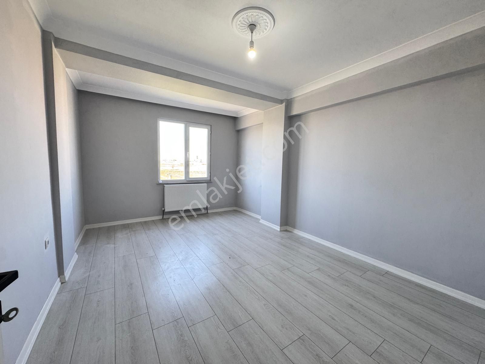 Ömer Halisdemir Mh. Merkezi Konum'da 2+1 Ankanstreli Lüks Daire - Görsel 21