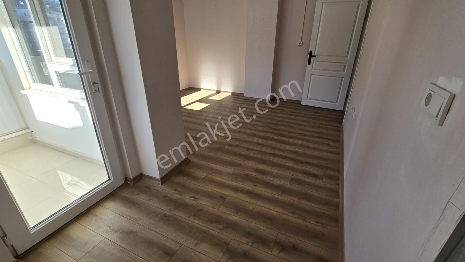 Havuzlu Sitede, Kombili, Klimalı , Ebeveyn Banyolu Geniş 2+1 - Görsel 2