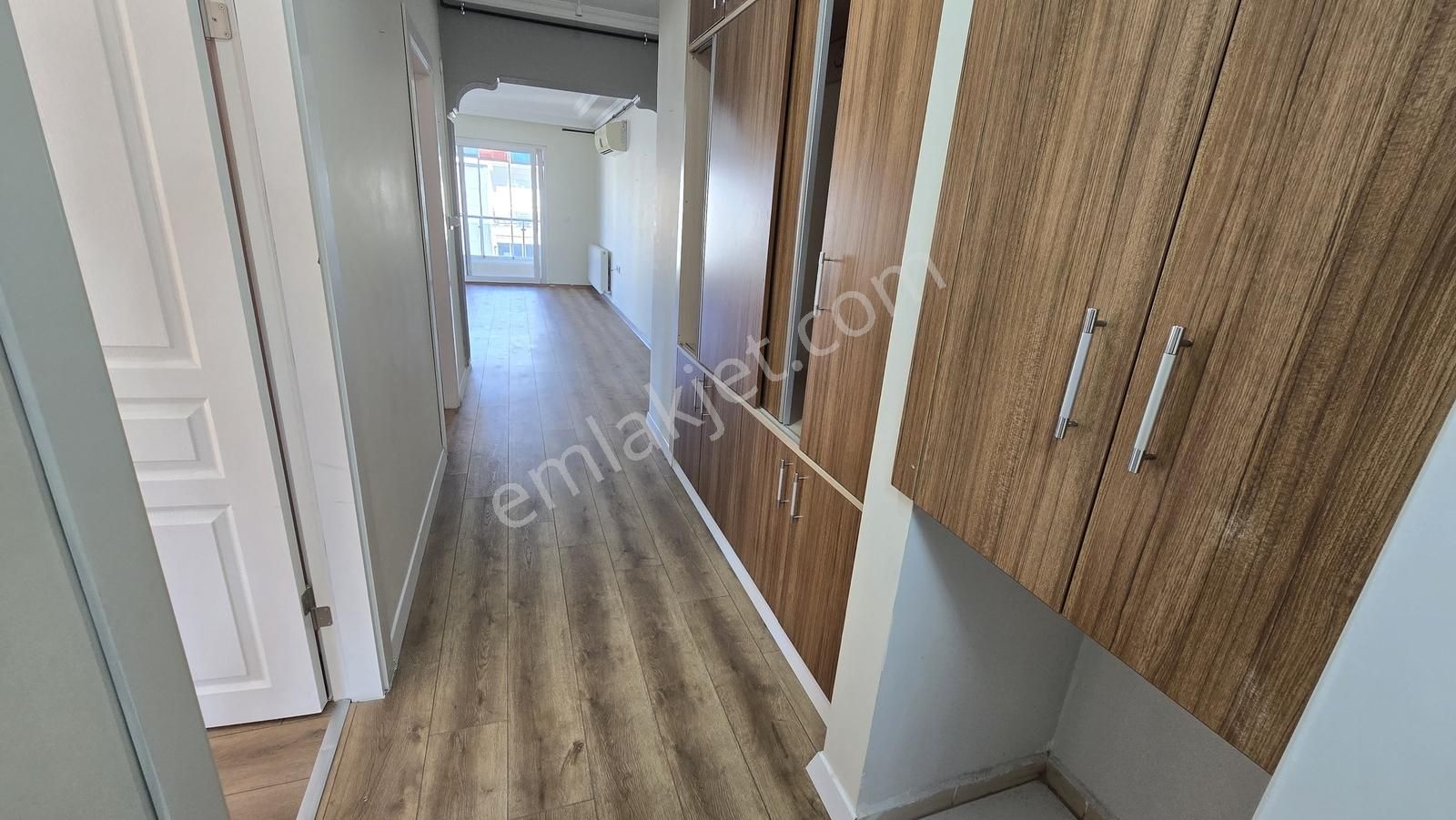 Havuzlu Sitede, Kombili, Klimalı , Ebeveyn Banyolu Geniş 2+1 - Görsel 15