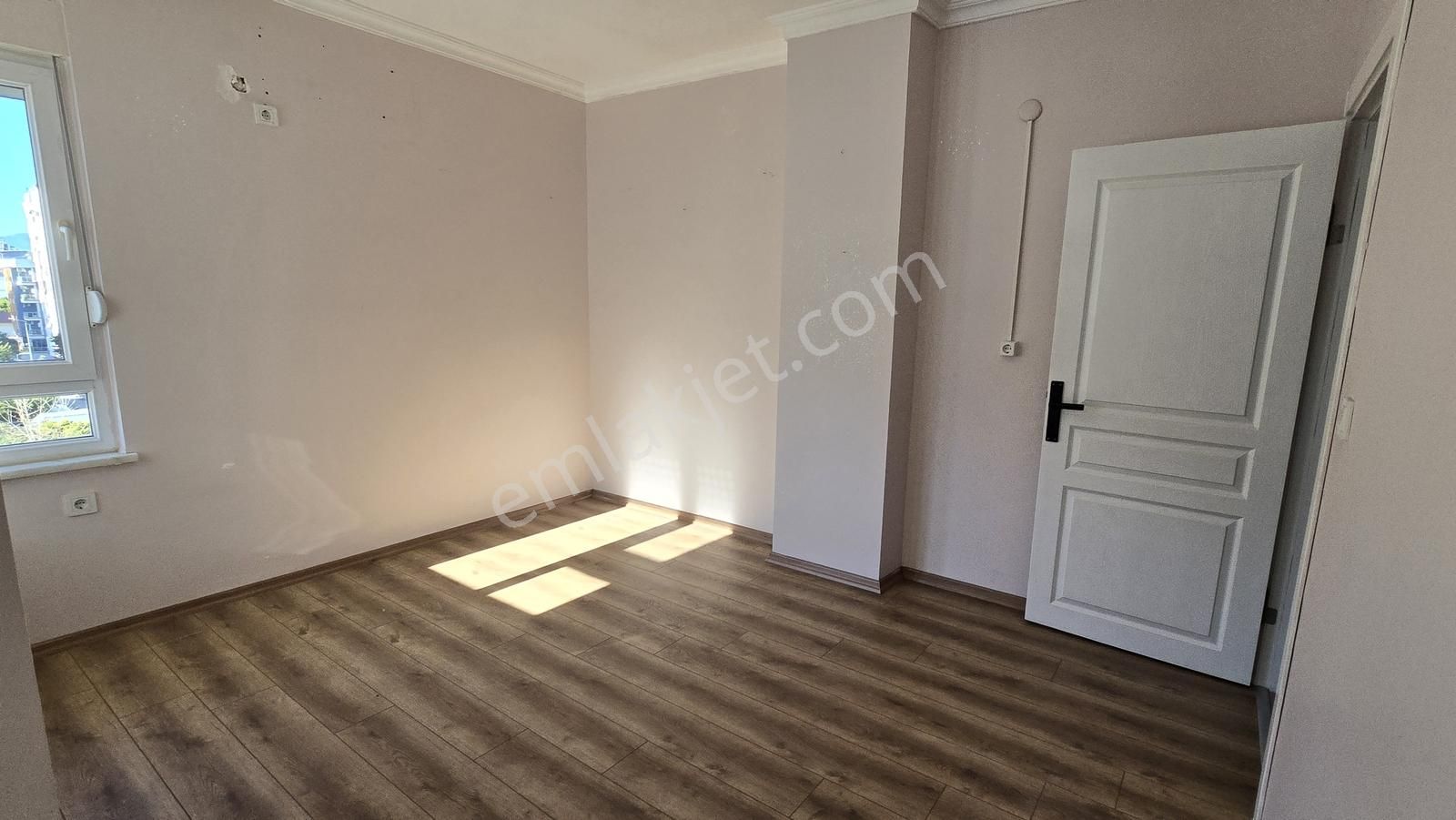 Havuzlu Sitede, Kombili, Klimalı , Ebeveyn Banyolu Geniş 2+1 - Görsel 4