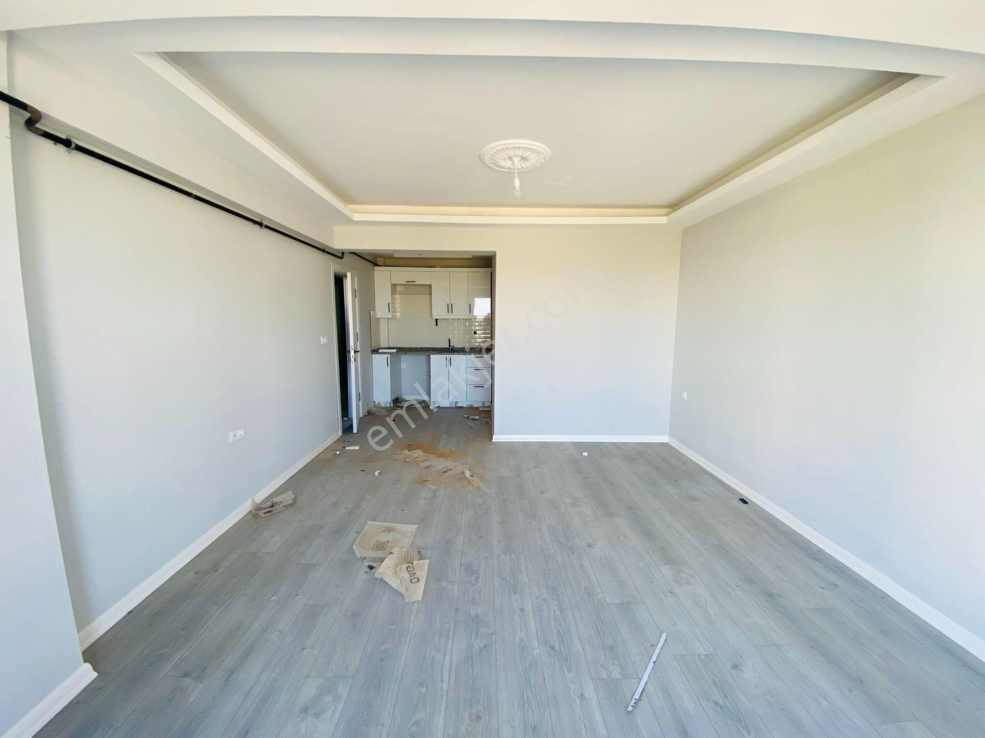 Güven'den Kapaklı'da Okullar Bölgesnde Balkonlu Arakat 1+1 Daire - Görsel 3