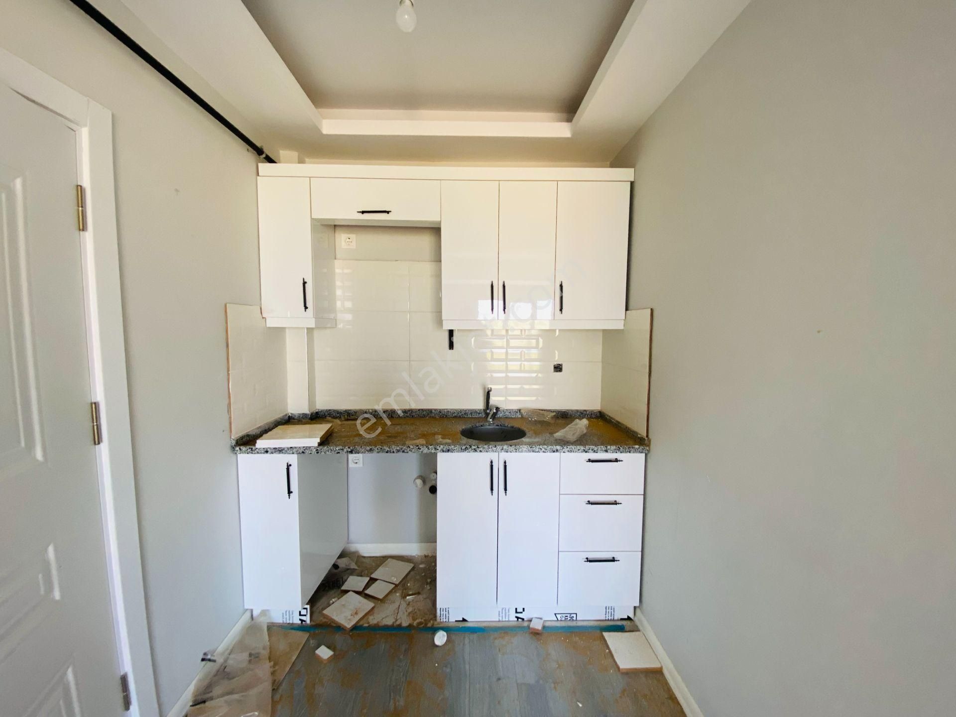 Güven'den Kapaklı'da Okullar Bölgesnde Balkonlu Arakat 1+1 Daire - Görsel 8