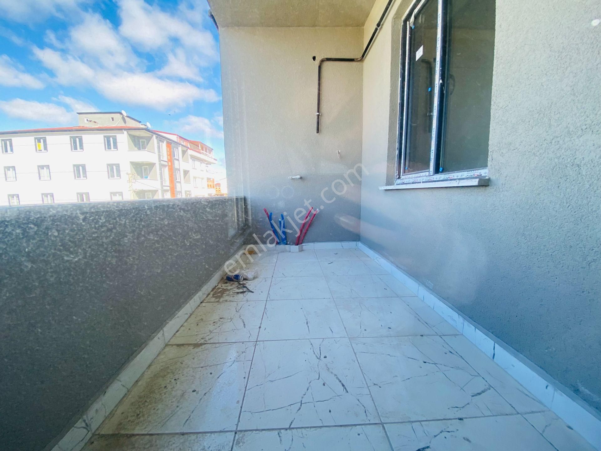 Güven'den Kapaklı'da Okullar Bölgesnde Balkonlu Arakat 1+1 Daire - Görsel 19