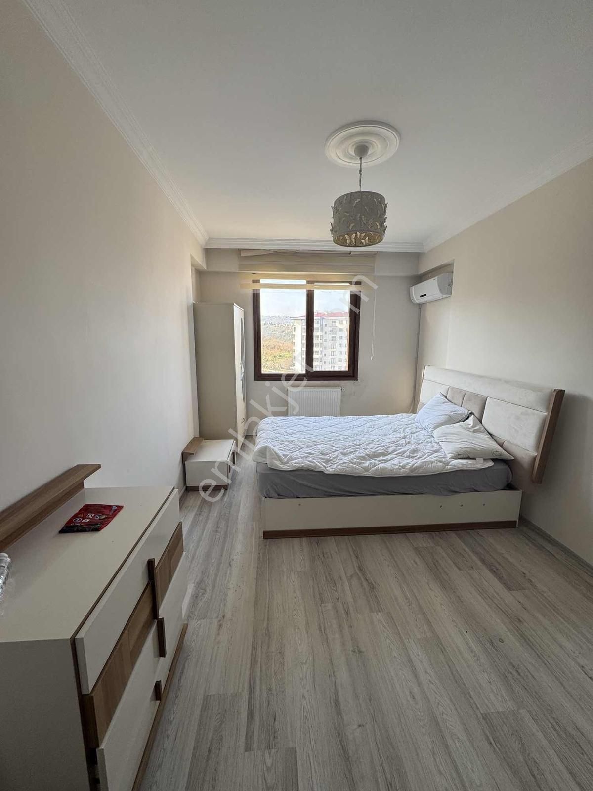 Sancak Mahallesi Full Manzaralı Eşyalı 3+1 - Görsel 14