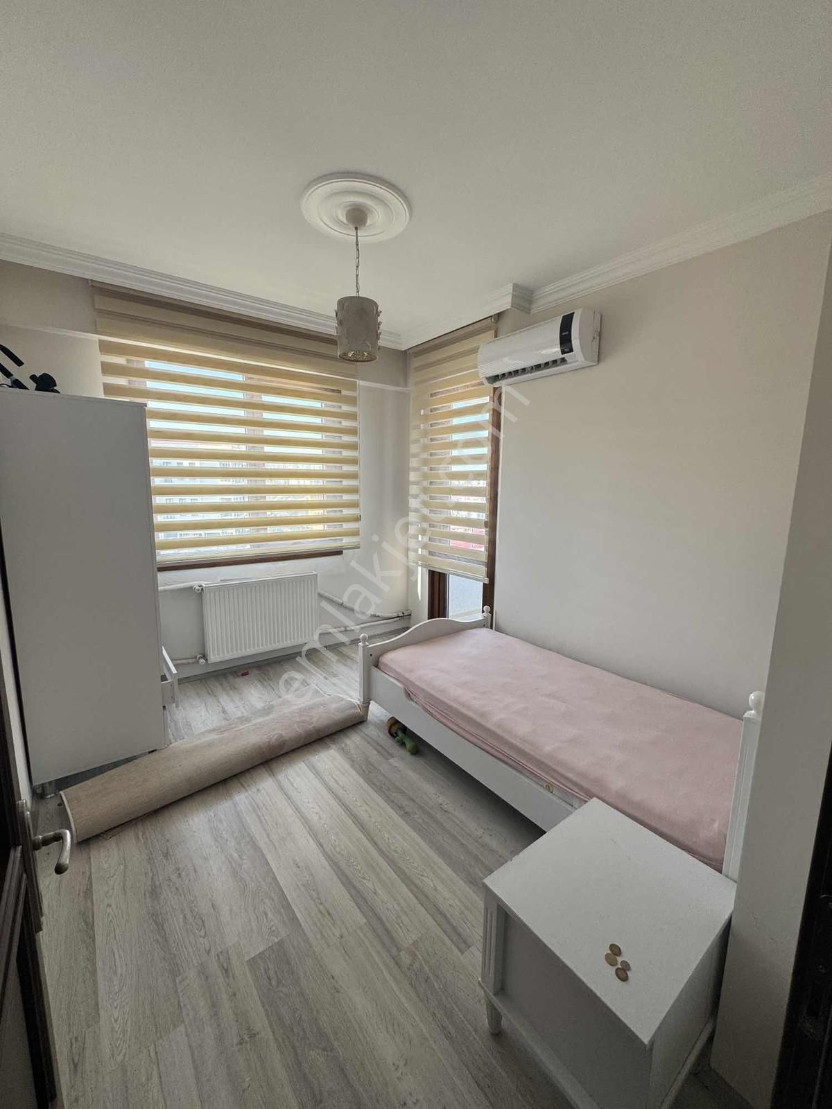 Sancak Mahallesi Full Manzaralı Eşyalı 3+1 - Görsel 20