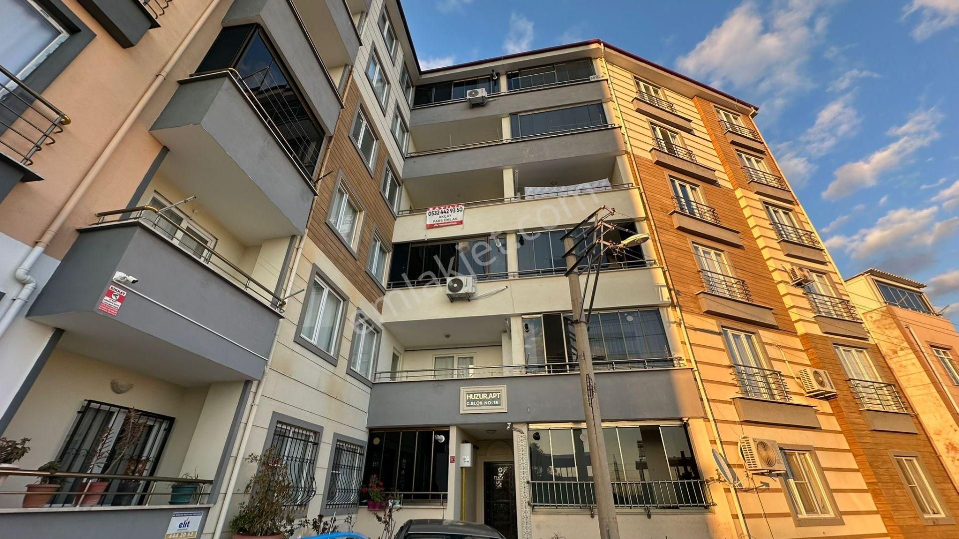 Sadece Parstan Kadıköyde Ön Cephe Arakat Asansörlü Fırsat 3+1