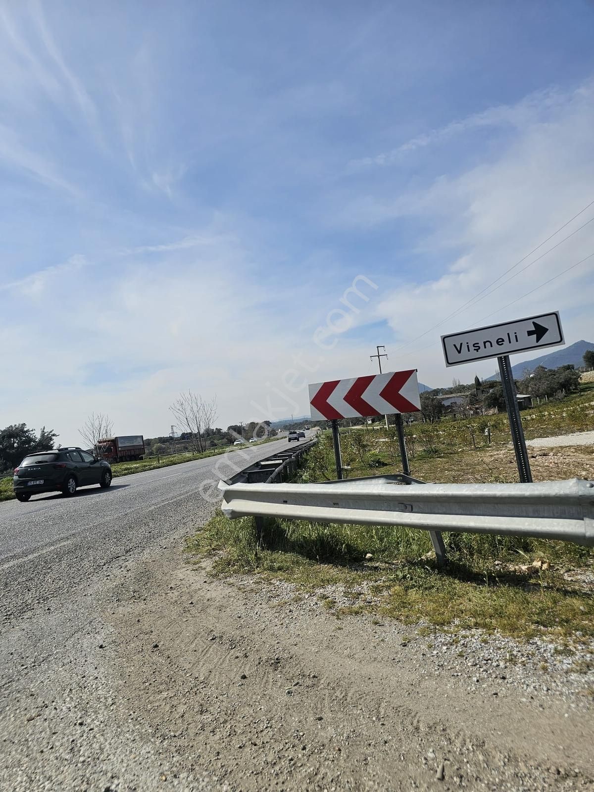 İzmir Kemalpaşa Vişnelide Cok Güzel Konumda Satılık Tapulu Bahce