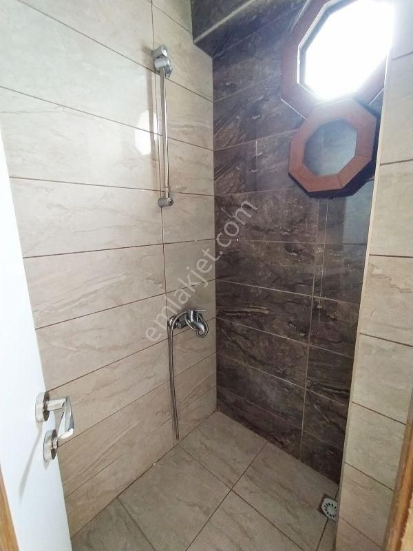 Mertcan Dan Yakacık Meydana Yürüme Site İçi 3+1 Ebeveyn Banyolu - Görsel 18