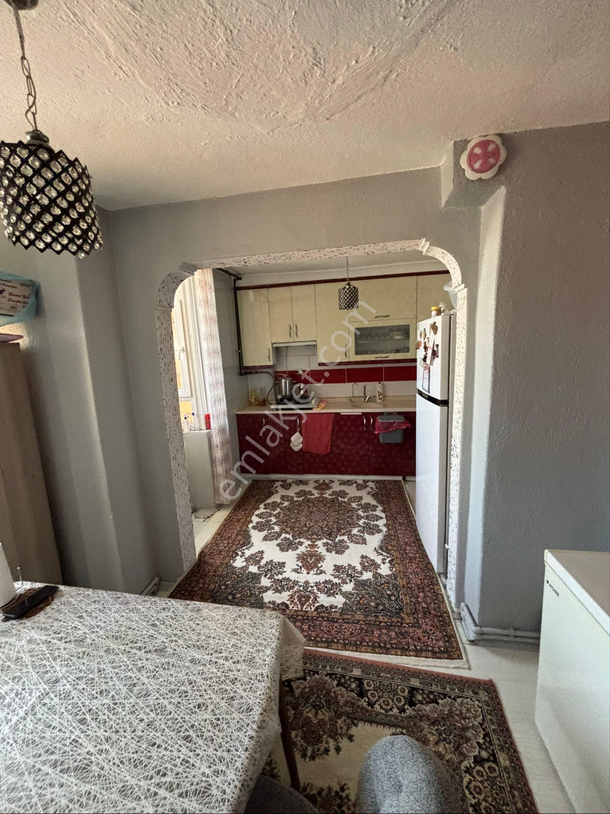 Turgutlu Eymen Emlak'tan Camiönü Civarı Satılık 3+1 Doğalgazlı Daire - Görsel 4