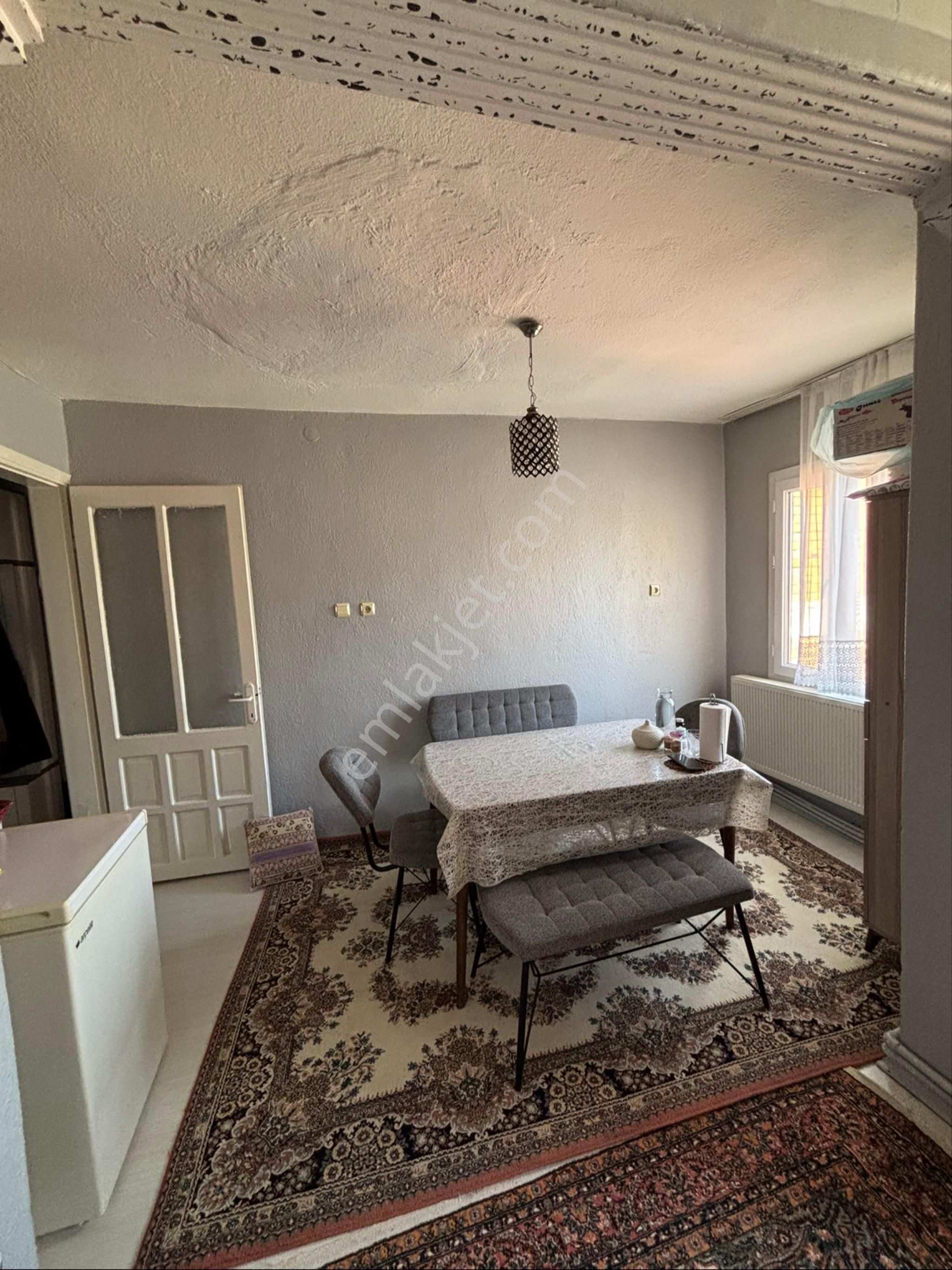 Turgutlu Eymen Emlak'tan Camiönü Civarı Satılık 3+1 Doğalgazlı Daire - Görsel 6