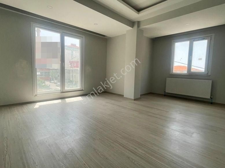 Mertcan Dan Hürriyet Mah Ulaşımı Kolay Arakat 3+1 Balkonlu - İskanlı - Görsel 3