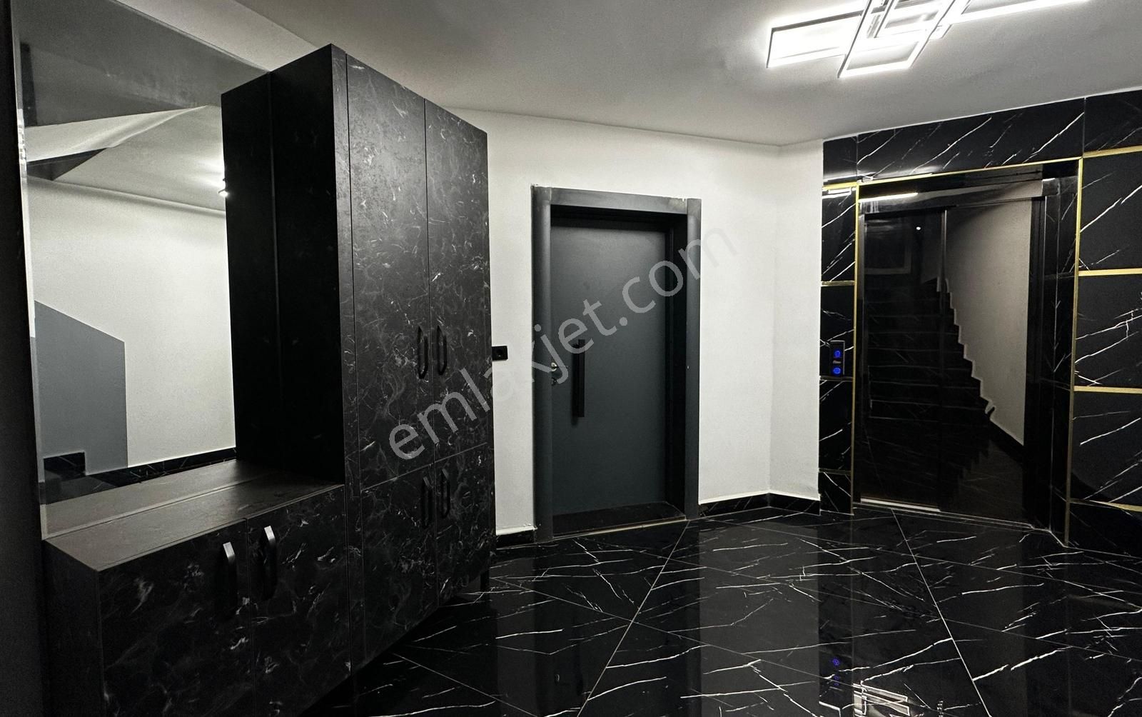 Döşemealtı Yeşilbayırda Prestijli Ve Ultra Lüks Villa - Görsel 23