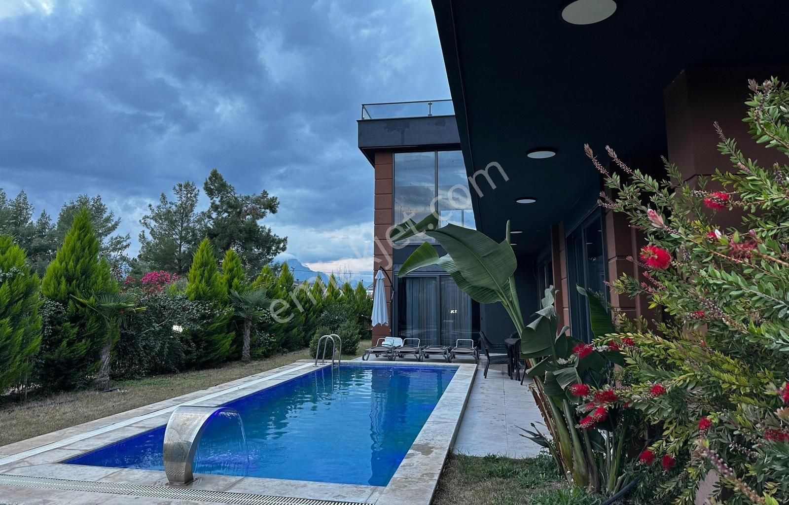 Döşemealtı Yeşilbayırda Prestijli Ve Ultra Lüks Villa - Görsel 16