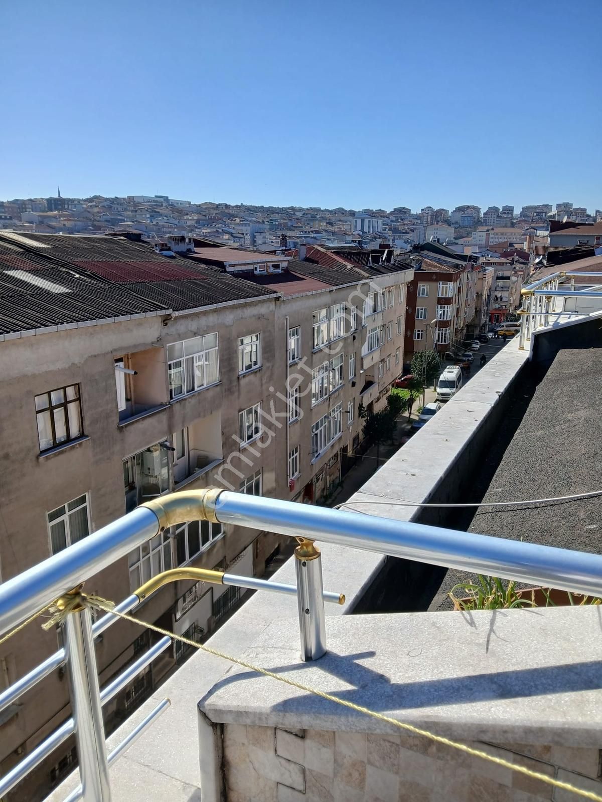 Araz Gayrimenkul Gazi Mah.satılık 4+2 Çatı Arası Piyes Daire - Görsel 22