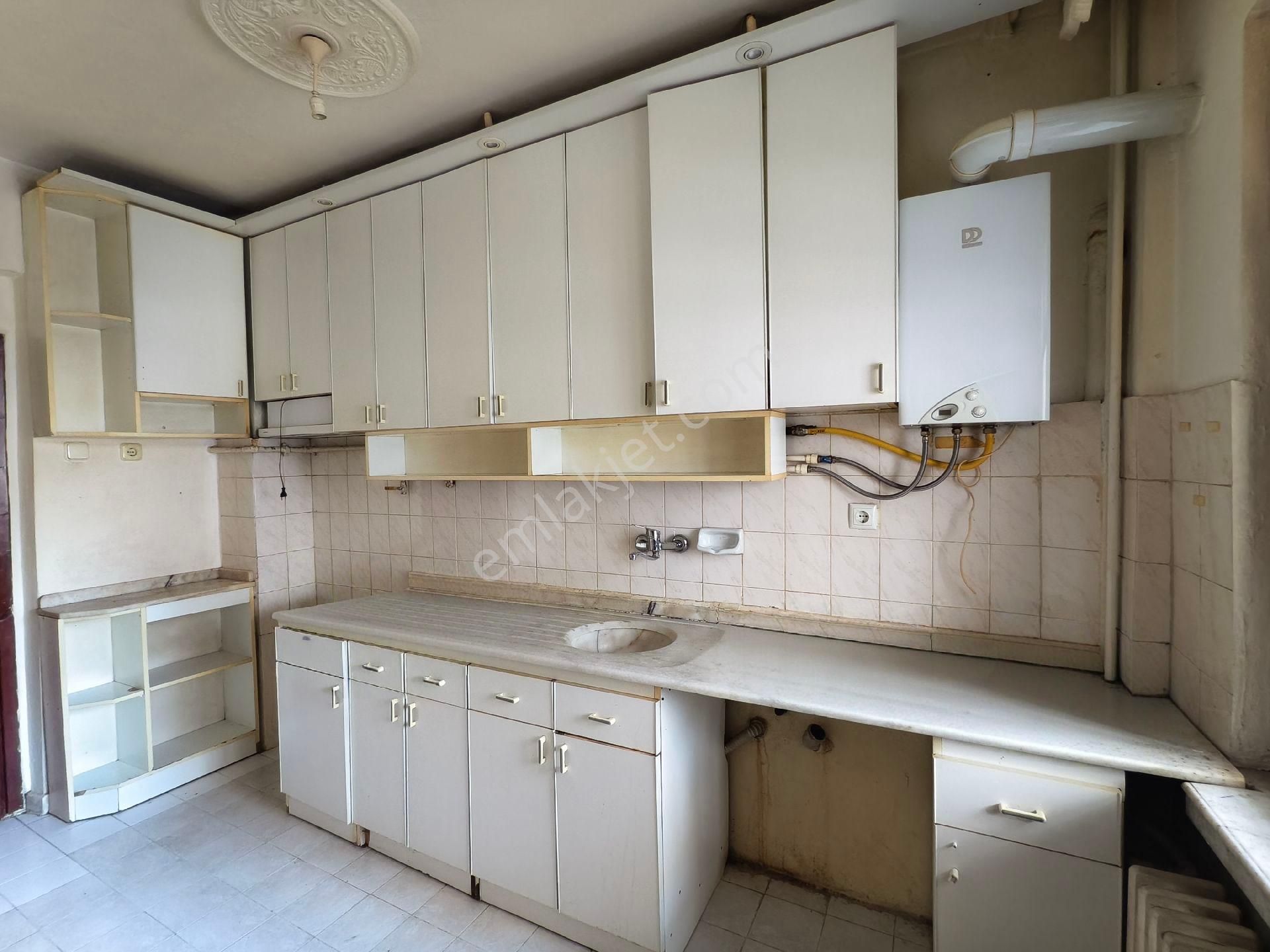 Pera'dan Gökmeydan Mh Geniş, 120m2 Kiralık 3+1 Daire - Görsel 13