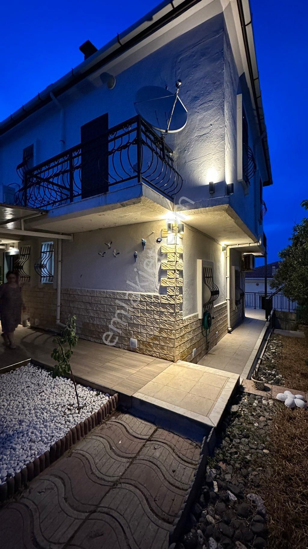 Foça Denizkent'te 3+1 Deniz Manzaralı Dublex Villa - Görsel 22