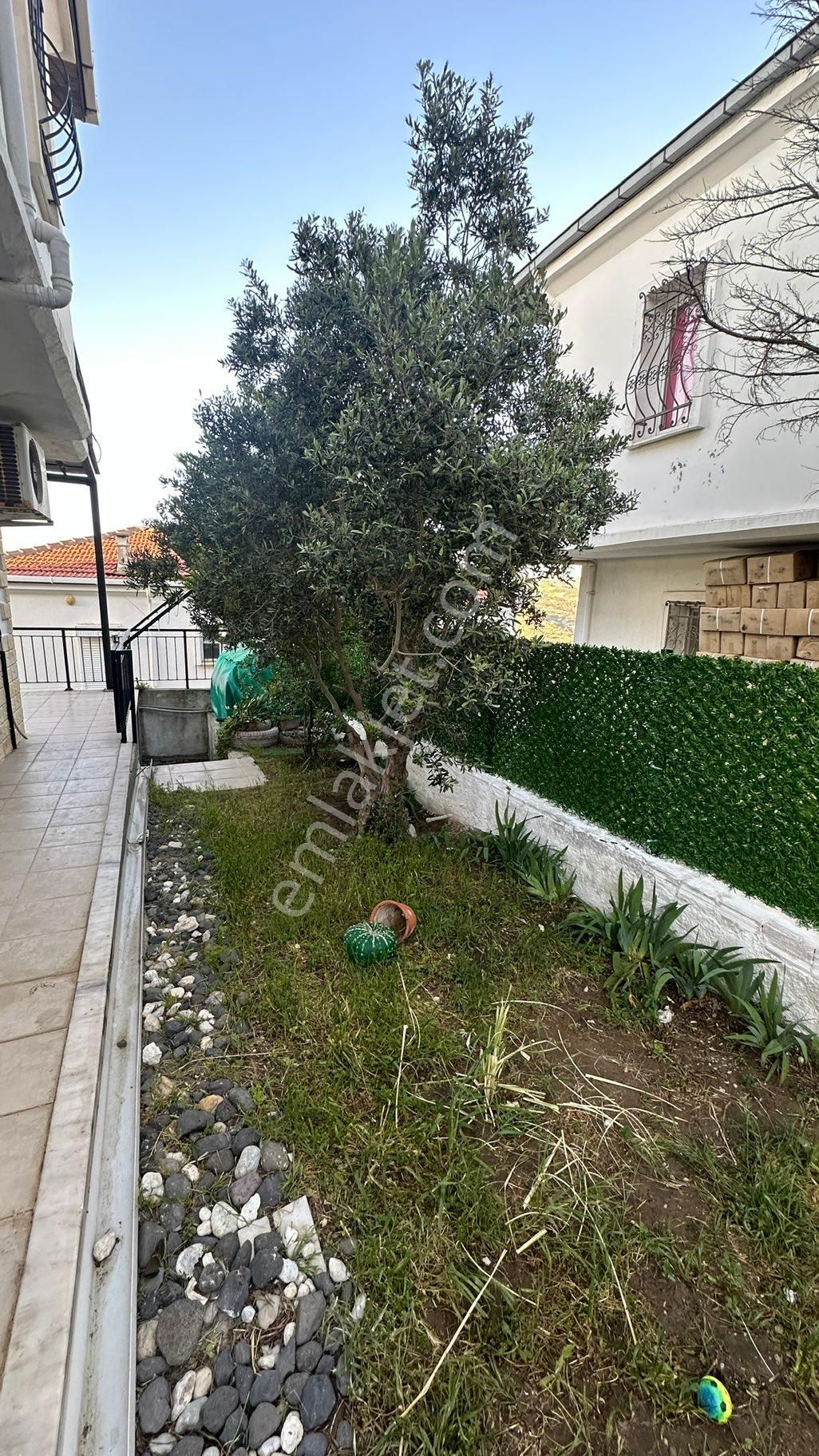 Foça Denizkent'te 3+1 Deniz Manzaralı Dublex Villa - Görsel 9