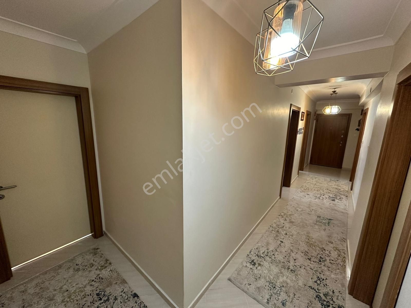 Tek Bloklu Havuzlu Site İçerisinde Arakat Satılık 3+1 Lüks Daire - Görsel 24