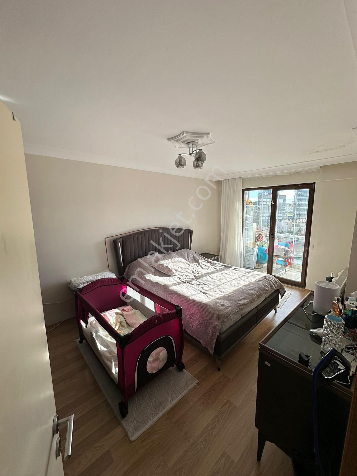 Tek Bloklu Havuzlu Site İçerisinde Arakat Satılık 3+1 Lüks Daire - Görsel 23