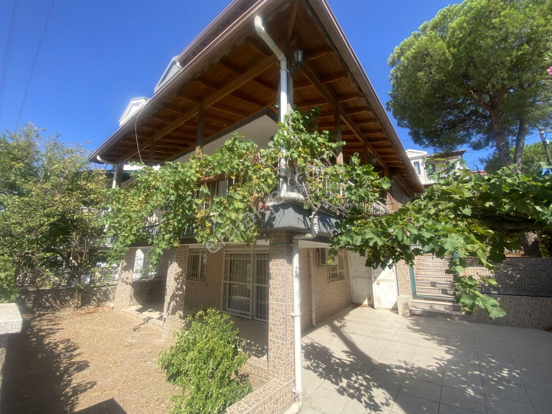Ayvalık Cunda Da Satılık Villa.denize 80 Metre Mesafede. - Görsel 24